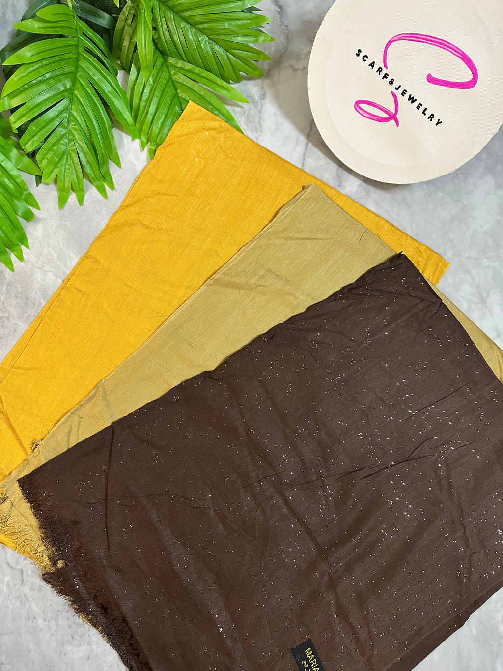 Cotton scarf with gilter