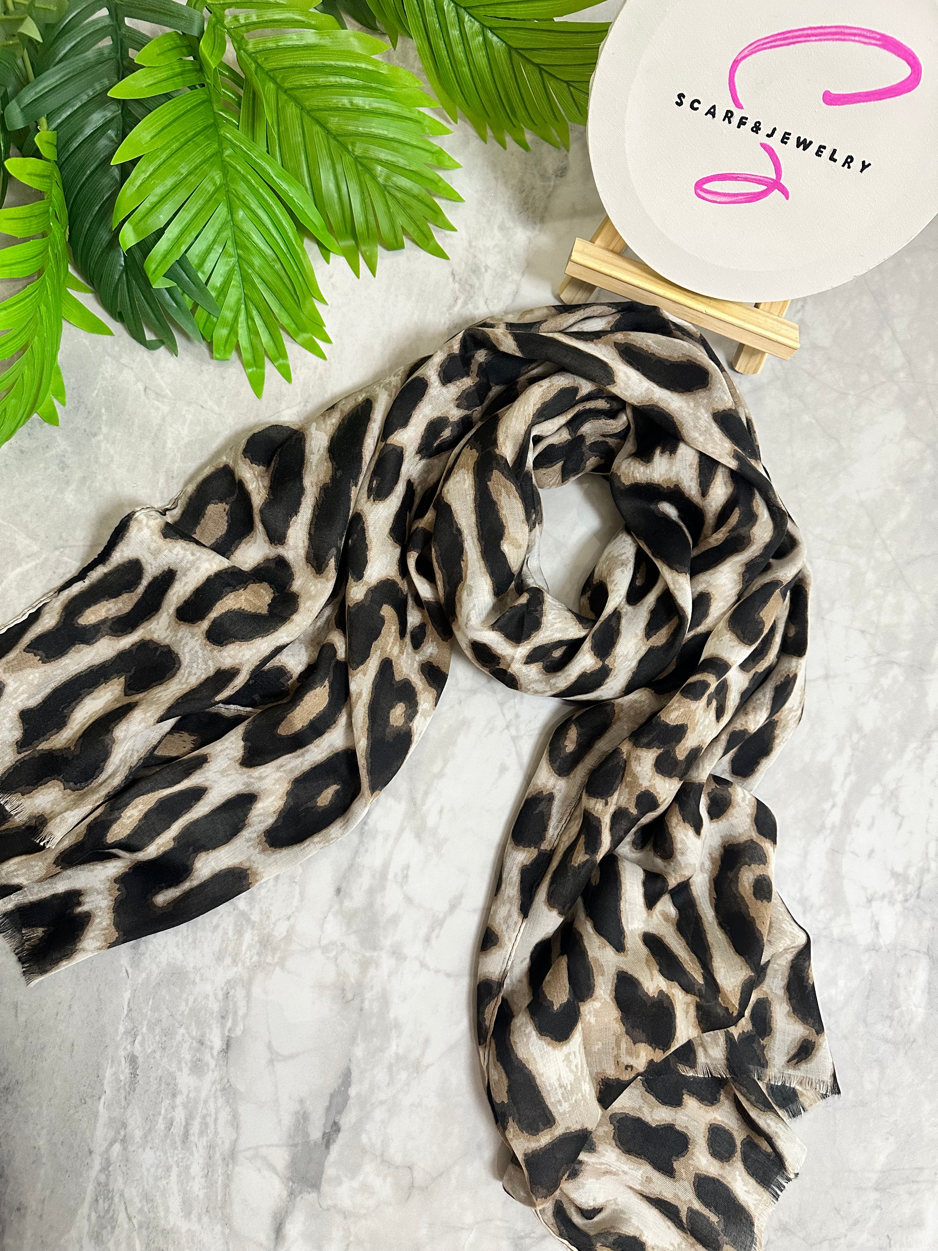 Elegant Tiger Print Scarf